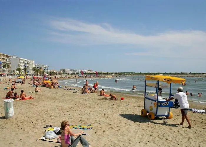 Maison De La * Ле-Гро-дю-Руа